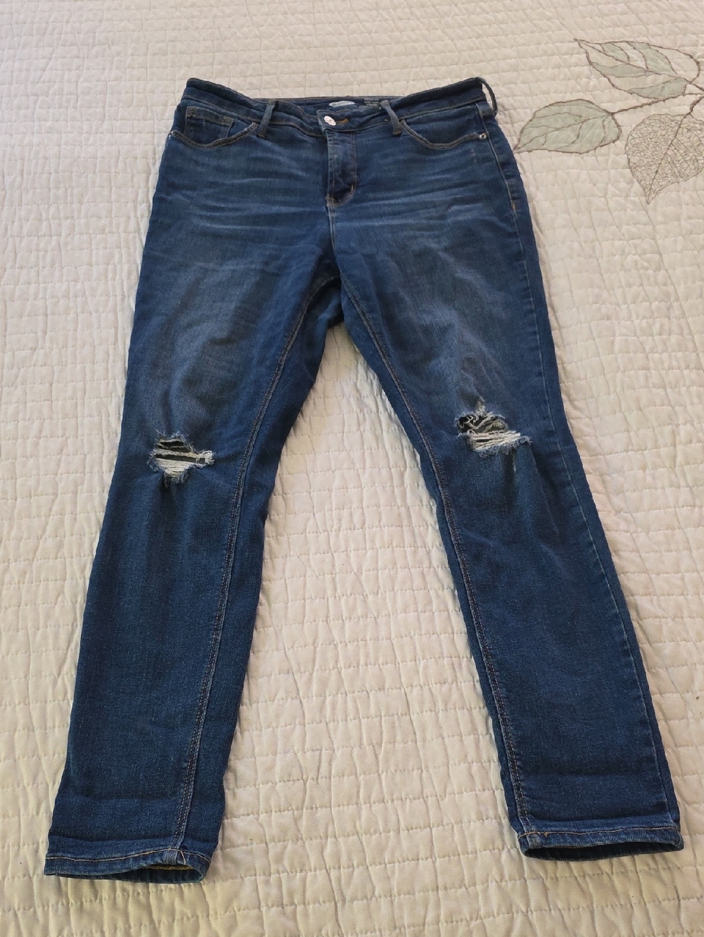 Old Navy Rockstar High-Rise Dark Blue Skinny Jeans with Knee Distress